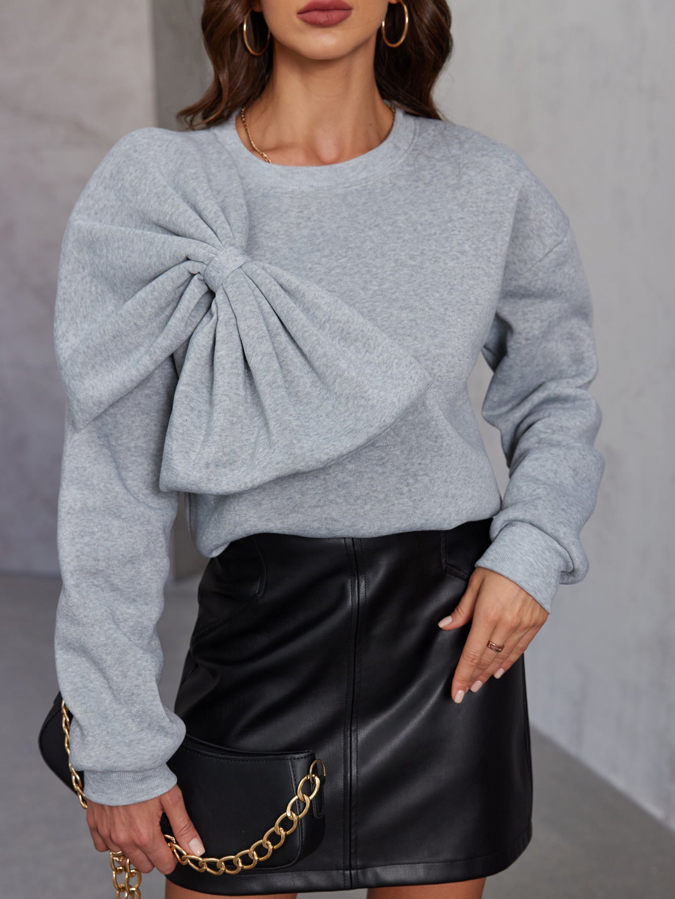 Women’s Bow Detail Sweater – Modern Elegant Style